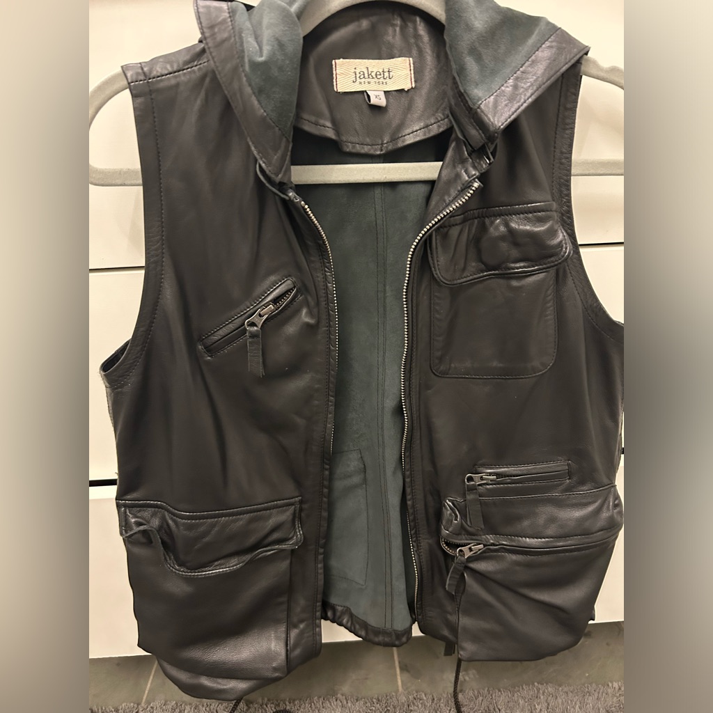 Jakett Brand Greta Vest Black Soft 100% Leather Perfect Condition